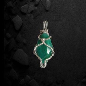 Wirewrapped emerald pendant